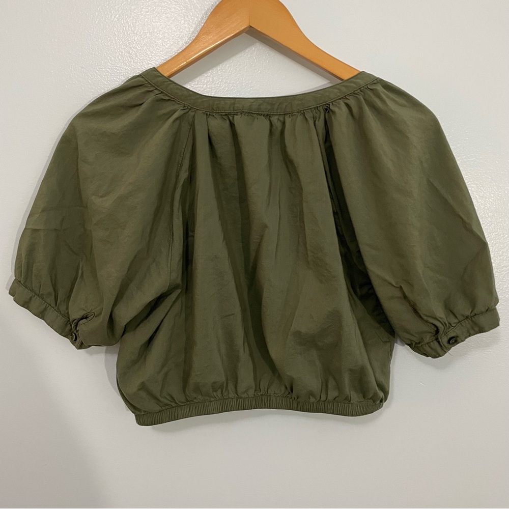 Aerie Olive Green Split Henley Neck Bubble Sleeve Cropped Women's Top XS - Picture 2 of 9